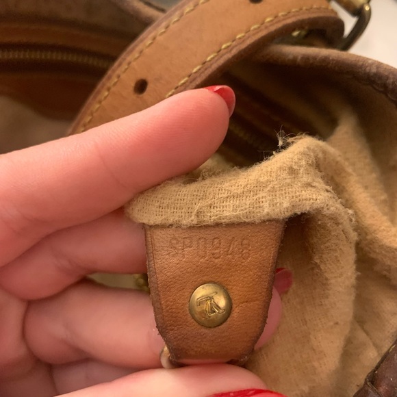 💯 AUTHENTIC Vintage Monogram Louis Vuitton Bucket GM Handbag duplicate listing - Picture 3 of 16